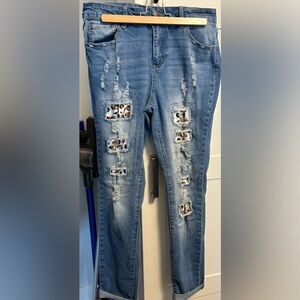Ladies Boyfriend Fit Leopard Print Jeans